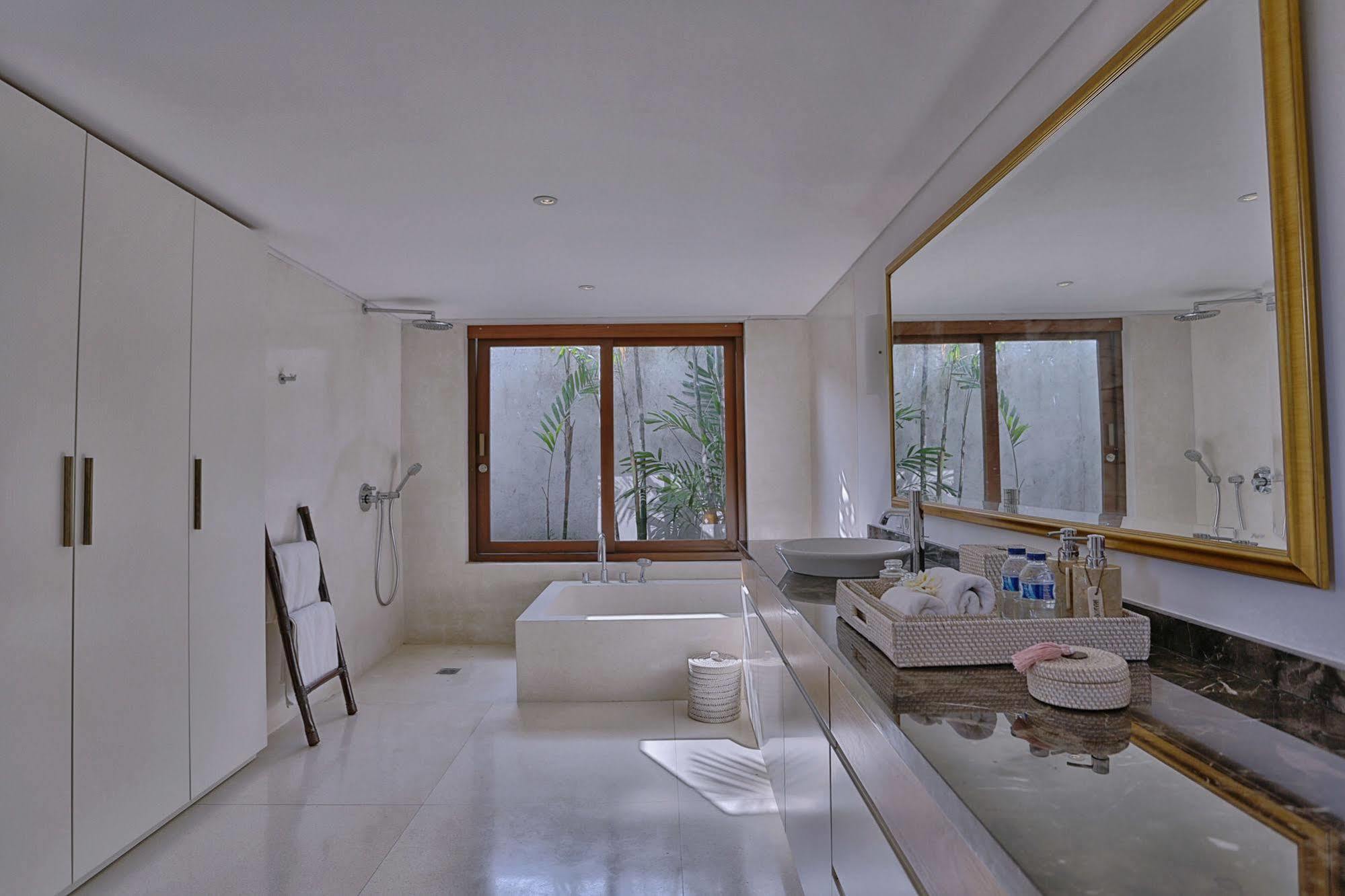 Villa Nikara Kuta Lombok Exterior foto